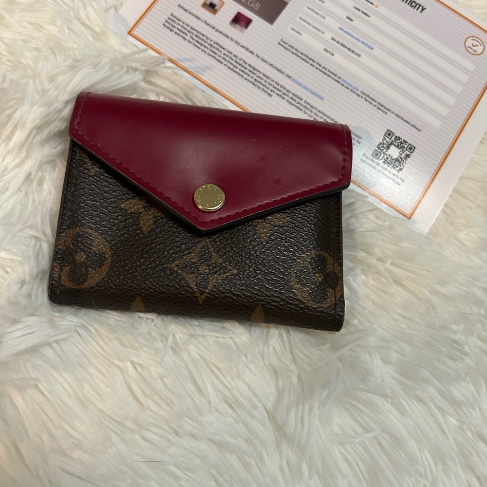 Louis Vuitton Red and Brown Wallet Iconic Monogram Design